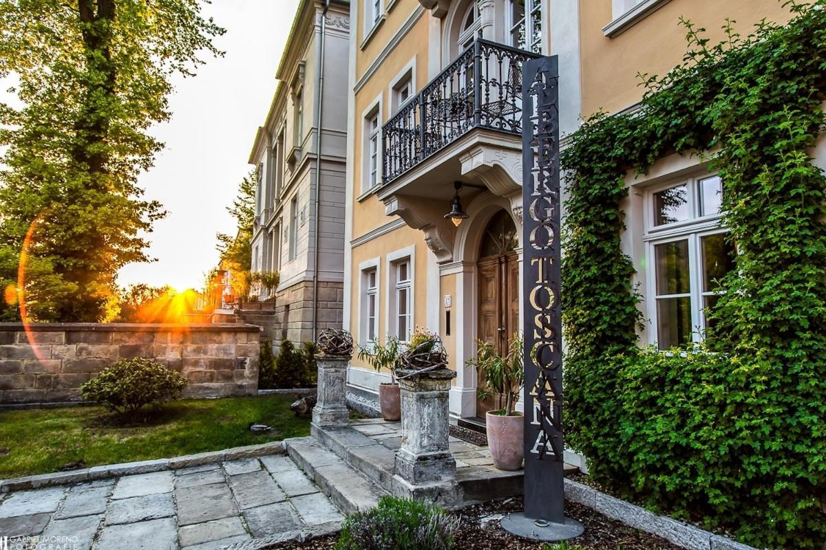 Albergo-Toscana باد سشاندو المظهر الخارجي الصورة